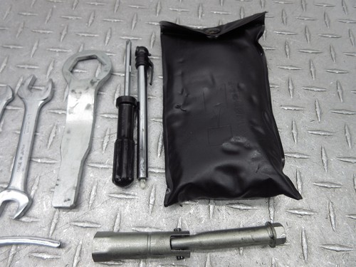 2002 02-06 Kawasaki ZX1200 ZX12R Tool Set Kit Onboard Roadside Bag Carry Case - Picture 12 of 15