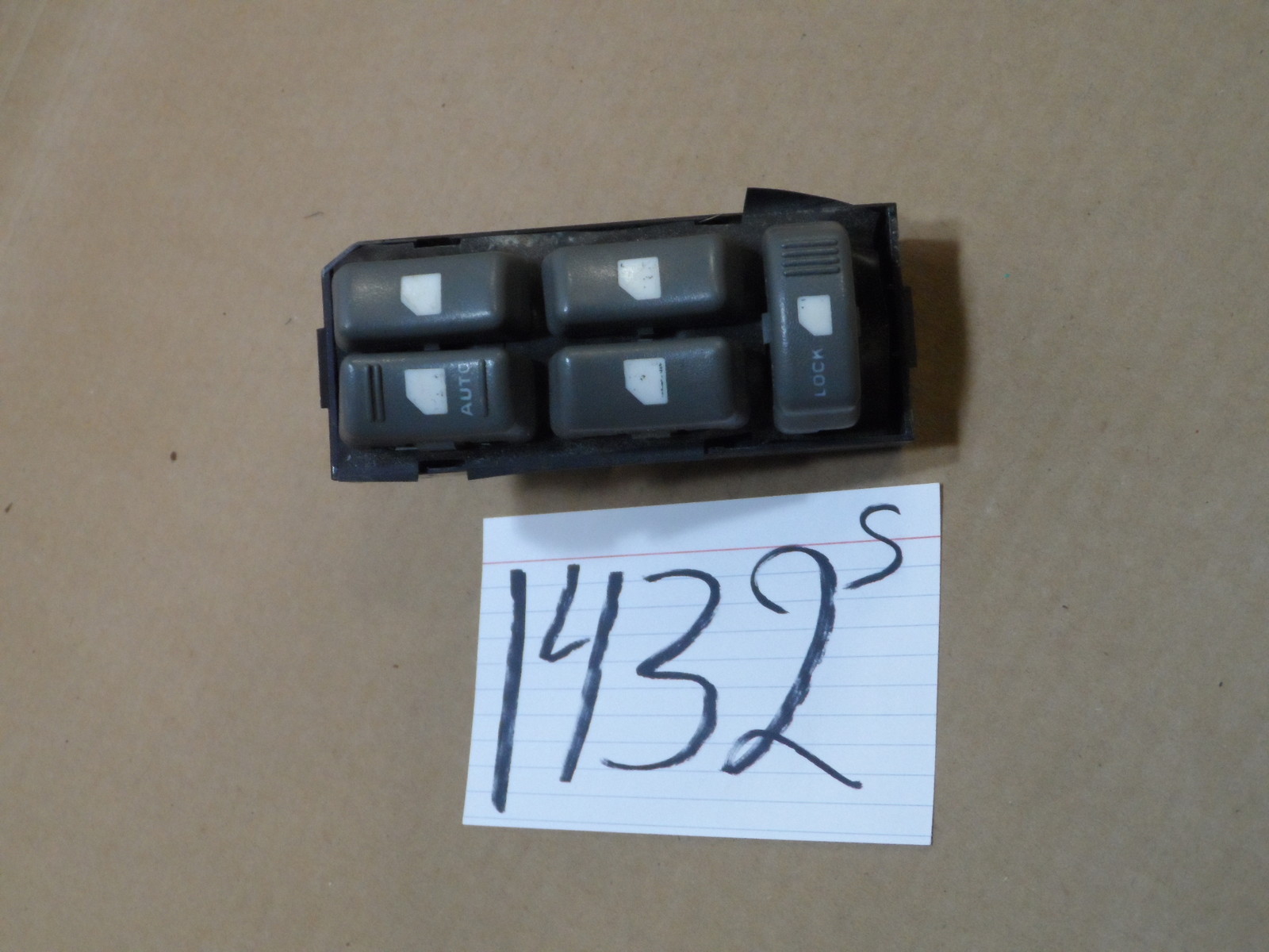 95 96 97 98 99 GMC Yukon MASTER Window Switch Control Power DRIVER #1432-S