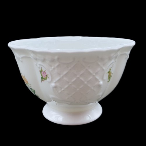 Coalport "ROSE GARDEN" - Diamond Shaped BOWL - Made in England - LIKE NEW - Picture 2 of 6