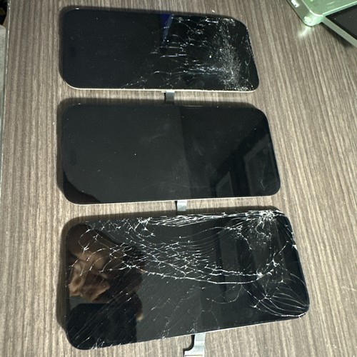 IPhone 15 PRO max CRACKED BAD LCD SCREEN ONLY. Line, No-power & Ink.