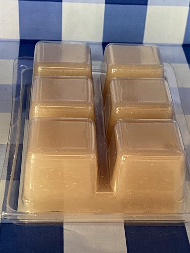 Scentsationals Cuddle Up Wax CubesTonka & Oud Natural Home Scents - Picture 3 of 4