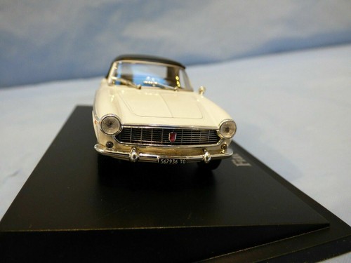 Fiat 1500 Cabriolet Sports Car Diecast Toy ATLAS 1:43 White Italian - Picture 5 of 9
