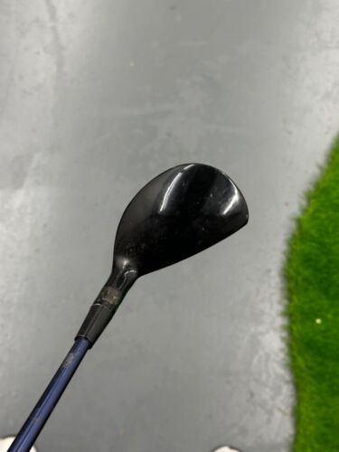 Left Hand Titleist 910H Hybrid 19* Degrees Reg Flex *Used* - Picture 7 of 14