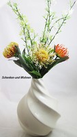 Keramik - Vase, Gedrehte Form Creme Glasiert Ca. 35 X 26 Cm (H/B)