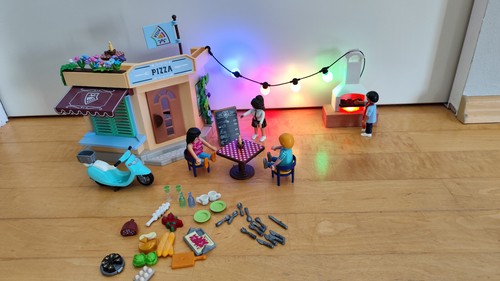 Playmobil City Life Pizzeria mit Gartenrestaurant 70336
