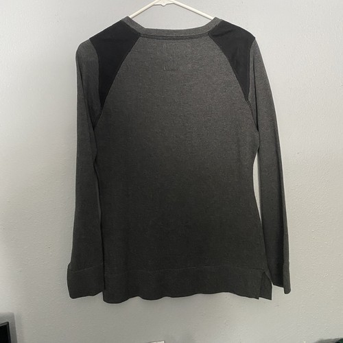 San Jose Sharks Long Sleeve Women’s Shirt Size Medium Black And Gray - Picture 7 of 7