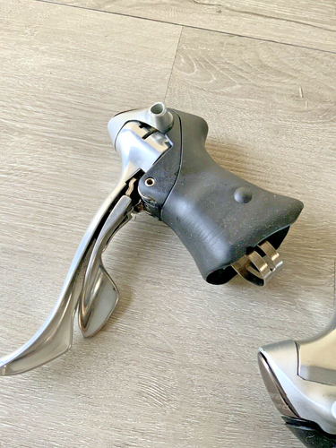 SHIMANO DURA ACE BRAKE / SHIFTER SET 2 X 9 SPEED 7700-C - Picture 8 of 11