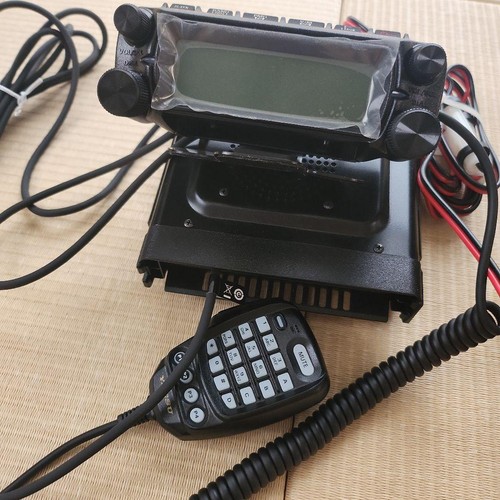 YAESU FTM-150S VHF/UHF Dual Band Mobile FM Transceiver Black from Japan Used - Picture 10 of 12