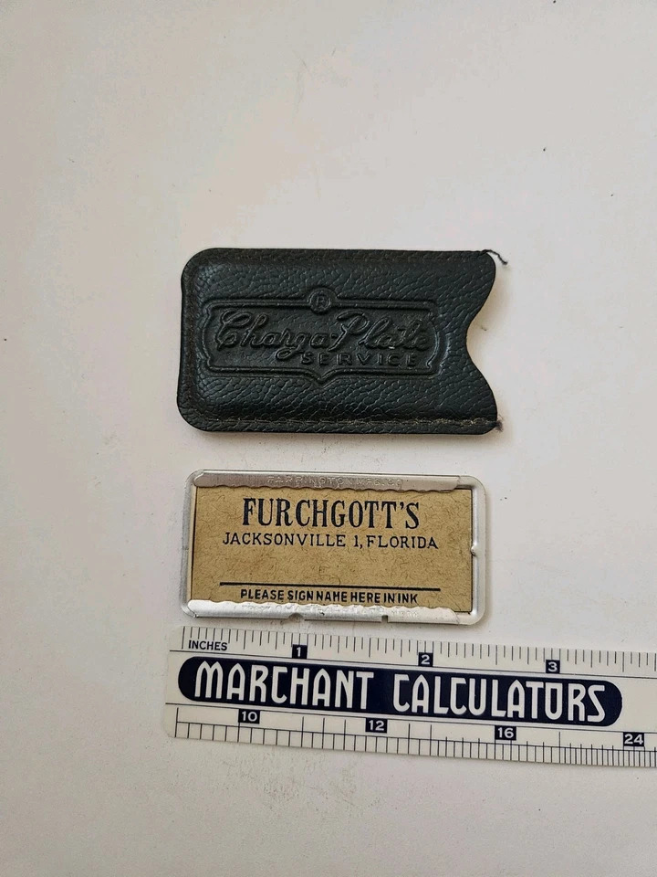Tarjeta de crédito de colección Early Furchgott's Charge Plate nunca usada Jacksonville, Florida Foto 2 de 4