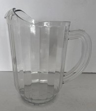 Beer Pitcher 32 oz Hard Plastic Beverage Pitcher Pubs Restaurants Carlisle USA