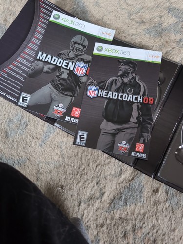 Madden XX Collector’s Edition (Xbox 360) Years w/NFL Head Coach 09 & Bonus Disc - Picture 5 of 5