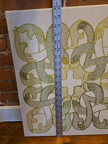 Vintage Handmade 16 x 20 Irish Celtic Embroidery Picture Canvas Green Knots - Picture 4 of 6