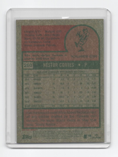 Nester Cortes 2024 Topps Heritage Blue Sparkle #260 w/top loader sleeve - Picture 2 of 2