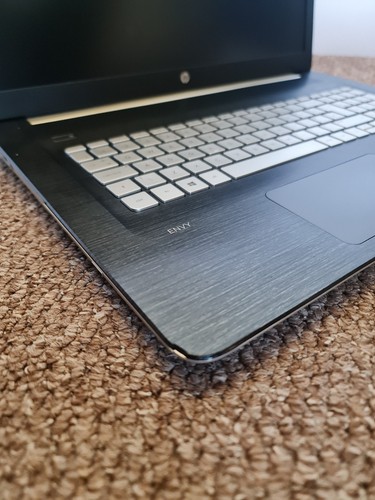HP ENVY Gaming Laptop 17.3'' i7 16GB 500 GB SSD GeForce GTX 950M Win11 - Picture 4 of 24