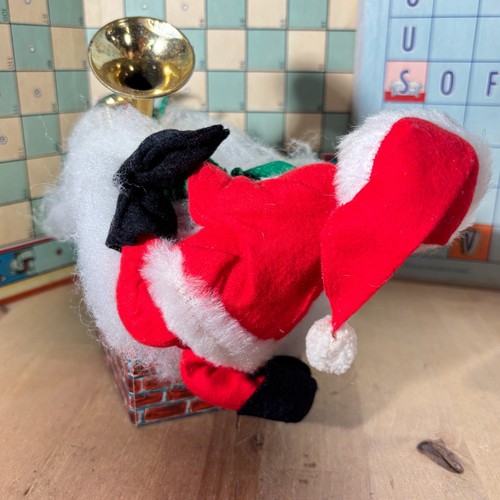 Vintage Annalee Doll Santa in Chimney, 8"h, 10"w - Picture 6 of 8