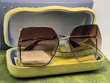 Gucci Oversized GG0817S 006 Gold Metal Frame with Brown Gradient Lens Sunglasses
