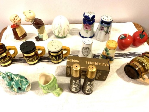 Vintage Salz Pfefferstreuer Sets Konvolut 17 Stück WIE ABGEBILDET - Bild 1 von 24