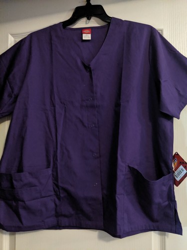 Dickie's 10206A Eggplant 2X Short Sleeve Medical Jacket W/ Front Snaps) Unisex - Picture 3 of 9