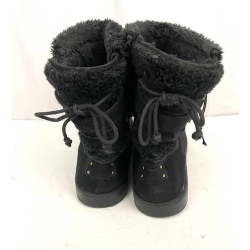 Botas negras forradas de piel G by Guess talla 11 botines de gamuza sintética | acento dorado - Imagen 2 de 10