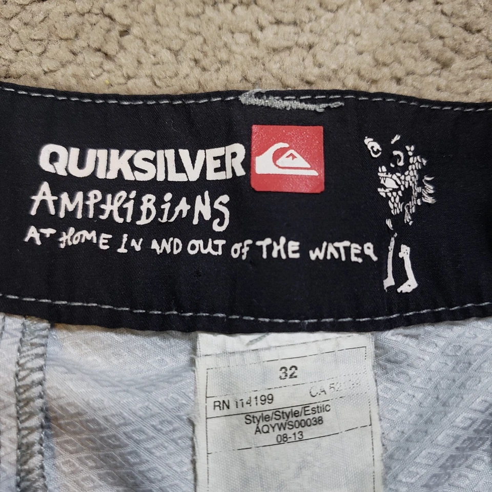 Bañador corto Quiksilver Amphibian para hombre 32 grises híbridos a cuadros Resort Foto 4 de 4