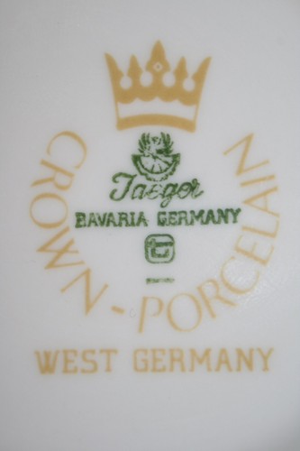 Juego de té café bayas bronceadas hojas azules amarillas porcelana Jaeger Crown - Imagen 10 de 10