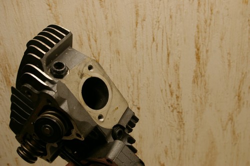 Cabeza de cilindro trasera Harley Davidson Screamin Eagle 16500217 - Imagen 8 de 10