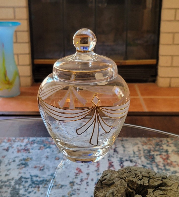 VINTAGE 1980's HANDCRAFTED ROMANIAN CRYSTAL JAR