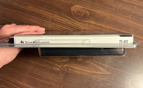 Texas Instruments TI-85 Graphing Calculator NEW NOS NEVER OPENED Vintage - Picture 4 of 4