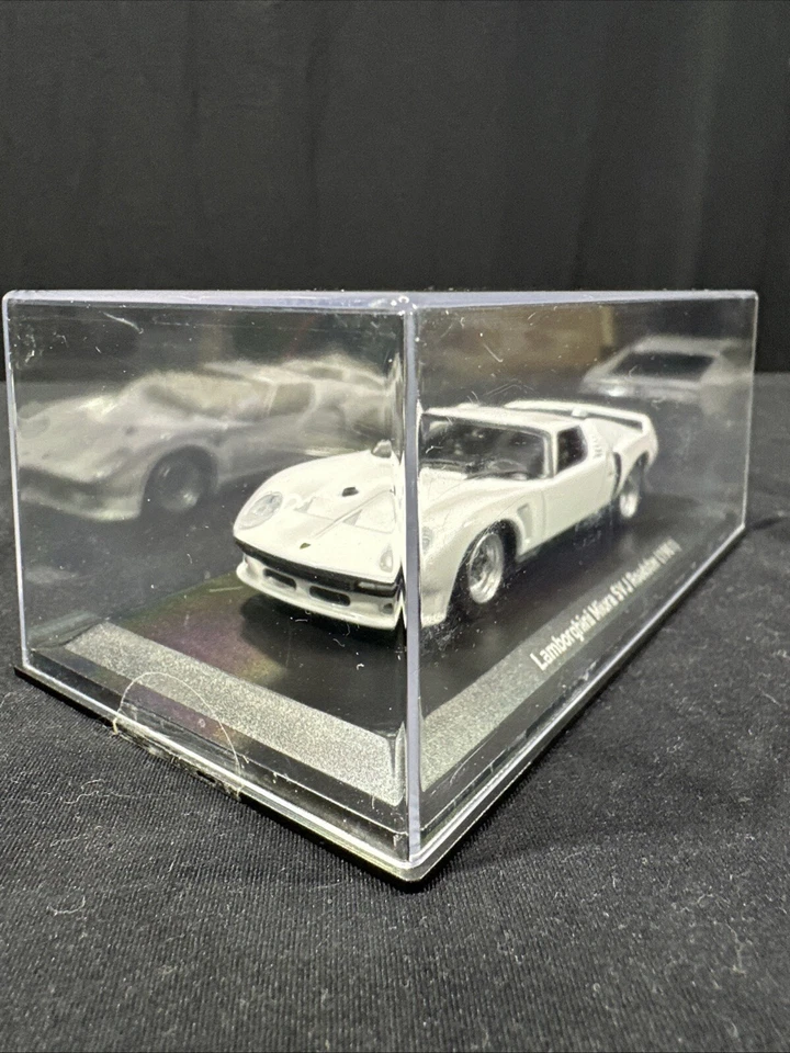 1:43 IXO Lamborghini Miura SVJ Roadster 1981 modelo diecast color blanco Foto 2 de 4