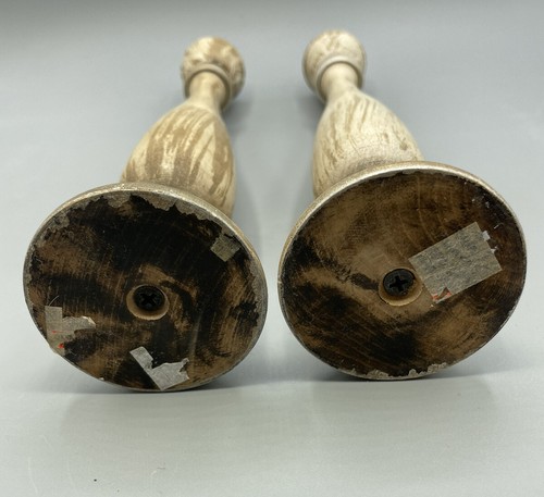 Pair of Rustic Pillar Candle Holder Candlesticks Distressed White Gold Wood VTG - Picture 7 of 12