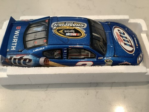BRAD KESELOWSKI AUTOGRAPHED 2012 DODGE MILLER LITE CHAMPIONSHIP DIECAST & CARD - Picture 18 of 19
