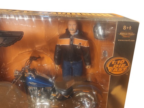 Harley Davidson Racing Chamions 2003 Softail Deuce 1:10 Scale Die Cast Series - Picture 3 of 9