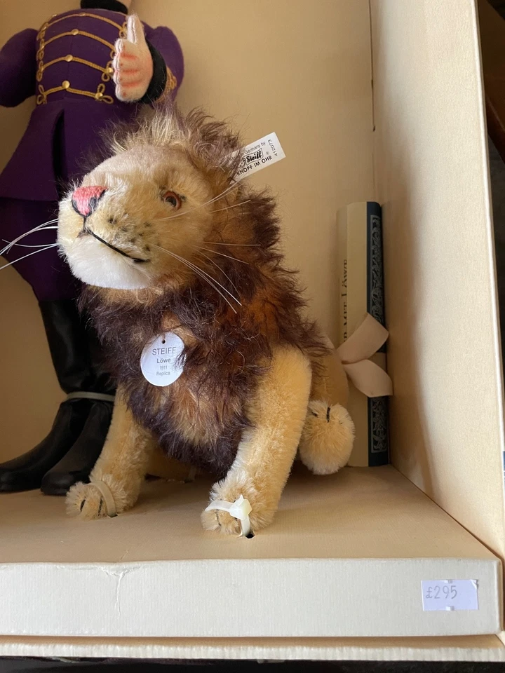 Vintage Steiff Lion Tamer & Lion Set: 1995 Replica 1911 Ltd Ed - Image 4 of 4