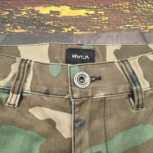 Pantaloncini mimetici RVCA uomo taglia 30 chino americano lunghezza ginocchio esercito bosco skater - Foto 2 di 11