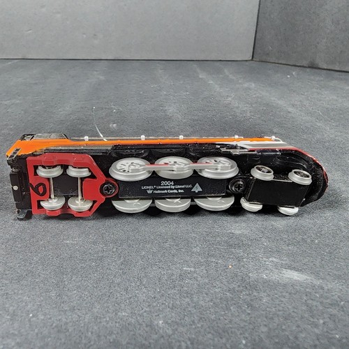 Hallmark Keepsake Ornament 1939 Hiawatha Steam Locomotive Lionel Train - Picture 9 of 10