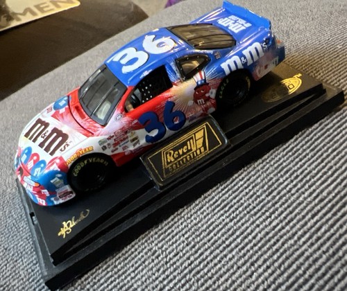 #36 Ken Schrader Patriotic M&M's 2000 Pontiac Grand Prix Revell 1:64 - Picture 5 of 9