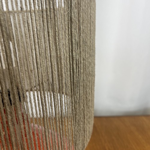 Lámpara de mesa retro estilo mediados de siglo diseñador sueco pantalla de yute nórdico naranja - Imagen 9 de 10