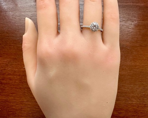 Zales 14k White Gold 1ctw Diamond Halo Engagement Ring Sz 4.5 - Picture 2 of 12