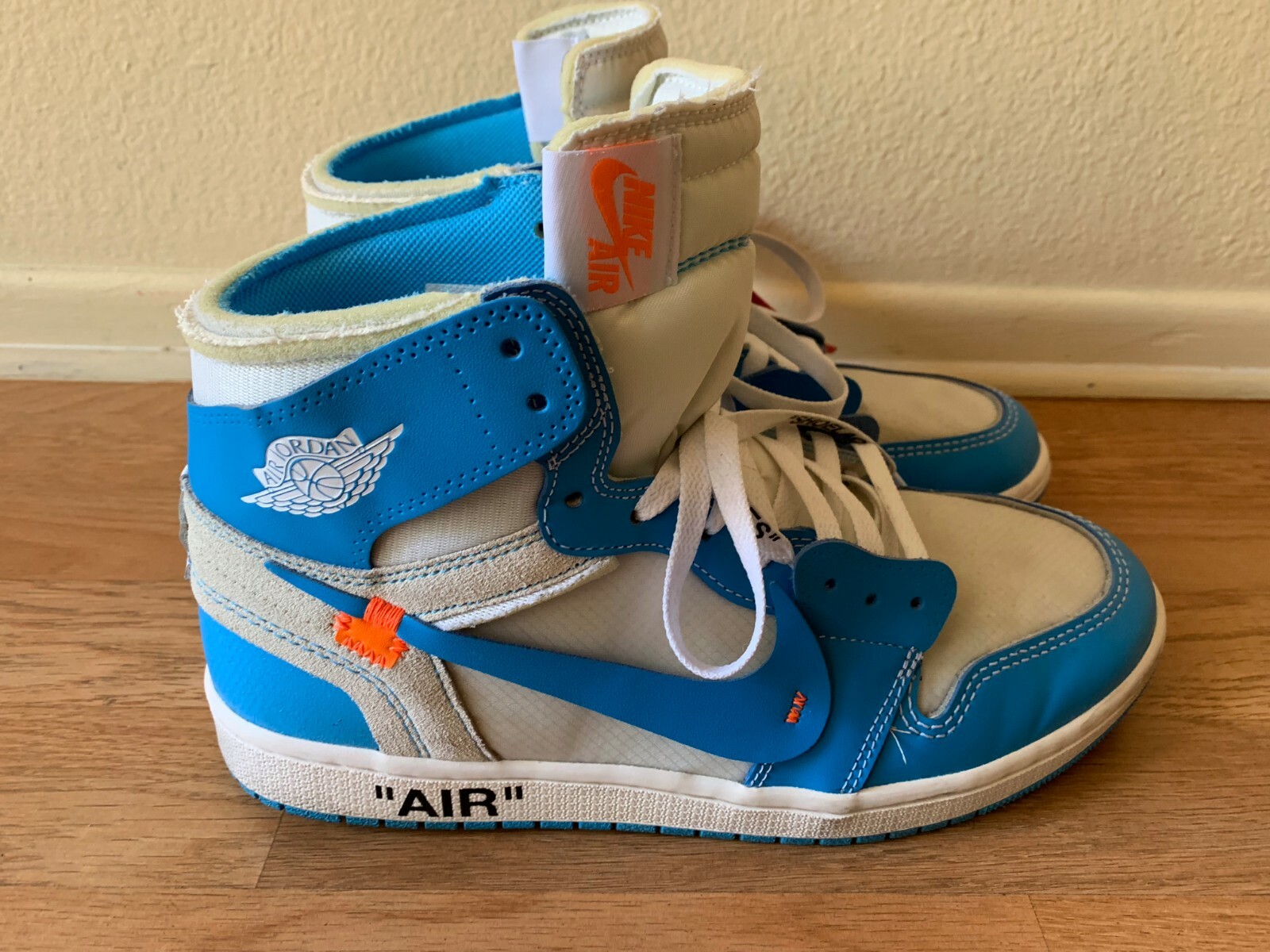 Nike Jordan 1 Retro High Off-White University bluee - - - Size 11 - 100% Authentic 916ba1 Nike Jordan 1 Retro High Off-White University bluee - - - Size 11 - 100% Authentic 916ba1