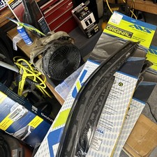 AVS Rain Guard 4Pc Tape-On Window Vent Visor For 04-13 Ford F150 Super Cab 94738