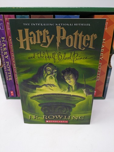 Scholastic; Complete Series of 7, HARRY POTTER paperback box set by J.K. ROWLING - Bild 16 von 20