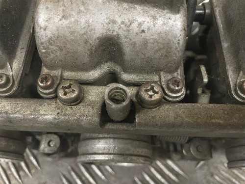 KAWASAKI GPZ1000 RX carburetors 1986 - Picture 11 of 12