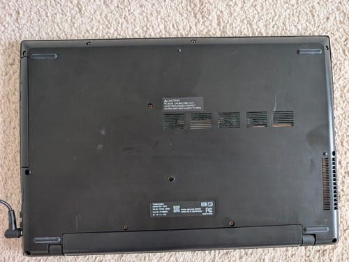 Toshiba Satellite S55t-C5276 15.6" Touch Core i7-5500U / 8GB / 1TB / DVD / Win11 - Picture 5 of 7
