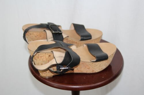 Marc Fisher Black Wedge Sandals Size 9 Leather Upper Platform Buckle - Imagen 1 de 5