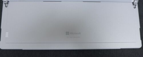 Microsoft Surface Pro 6, Platinum, 12.3", i5, 8GB, 128GB- Touch doesn't work - Picture 6 of 11