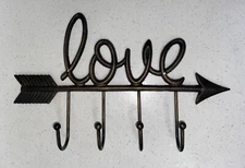 LOVE ARROW Metal Hooks Wall Mount Decor Key Holder