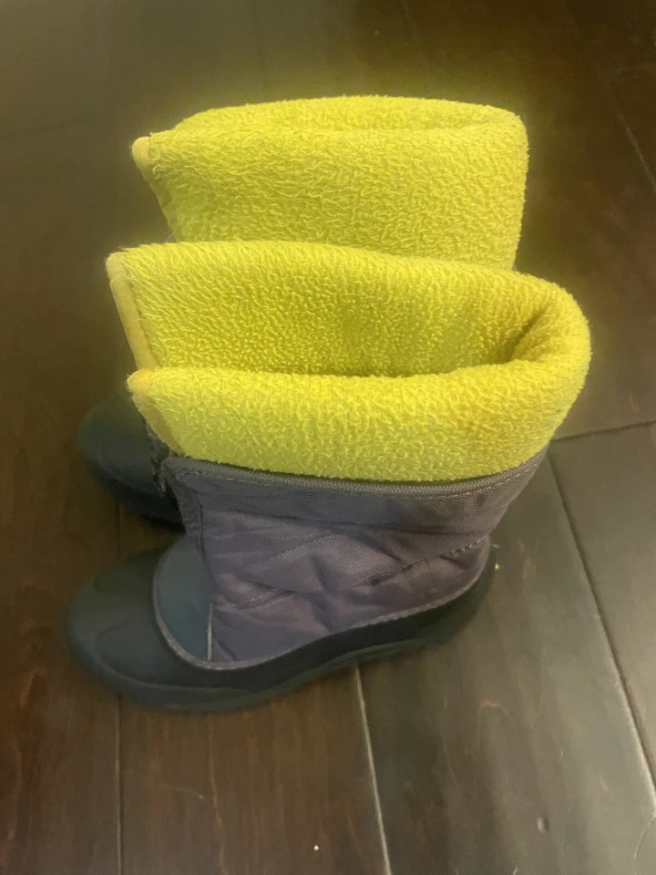 Mini Boden Boys Yellow Fleece Lined Snow Boots Size EU 32/Youth 1 - Image 2 of 4