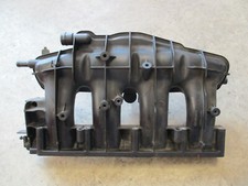 Ansaugbrücke Audi A3 8P VW Golf 5 2.0 TFSI AXX Saugrohr 06F133185AC