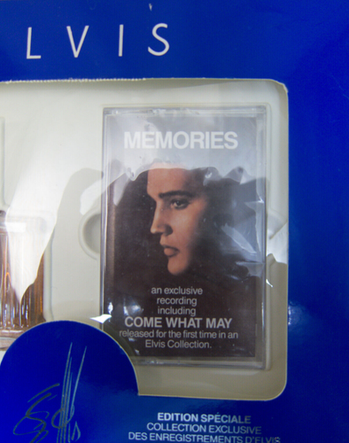 Elvis Presley "Memories" Cassette Tape Gift Box Set with Cologne 1.5 Fl Oz - Picture 2 of 6