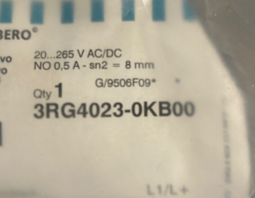 SIEMENS 3RG4023-0KB00 Proximity Switch, NEW - Picture 2 of 3